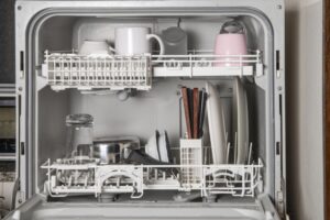 食洗機を導入すべきか迷う人が多い背景
